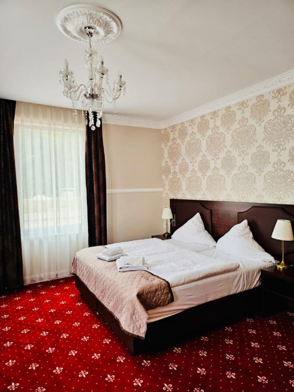 Gala Hotel